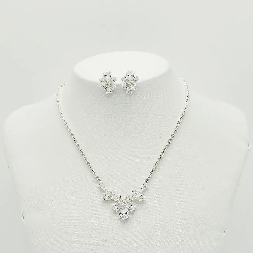 Emmerling Necklace & Earrings 66289